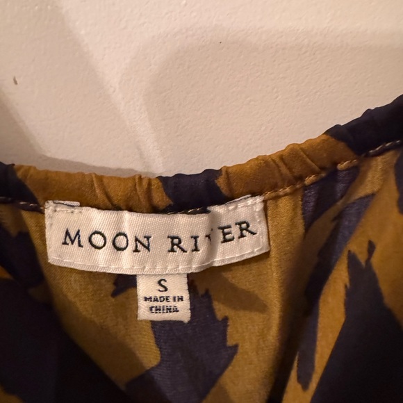 Moon River Animal Print Jumpsuit in Black and Tan - Picture 5 of 6